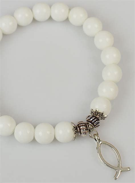 Bracelet Religieux En Pierre Naturelle D Agate Blanche Ichtus La