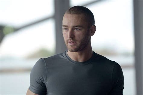 Jake McLaughlin as Ryan Booth. Quantico. | Jake mclaughlin, Quantico, Jake