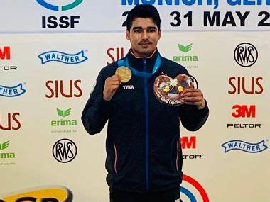 Issf Shooting World Cup Saurabh Chaudhary Wins Gold Sets World