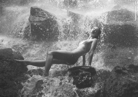 Ishh Nude Onlyfans Leaks Fappening Fappeningbook