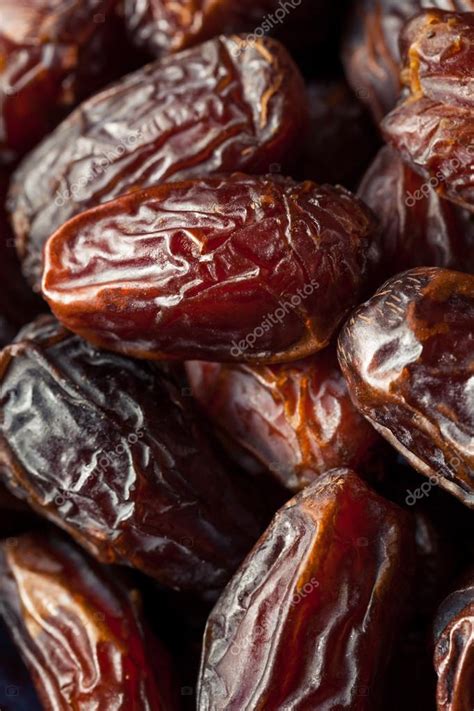 Raw Organic Medjool Dates — Stock Photo © Bhofack2 103597856