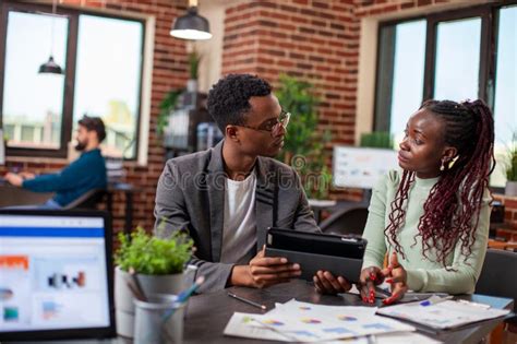 Maximize Your Conversations: Strategies for Engaging Dialogue in Limited Time - Hunter Games Magazine