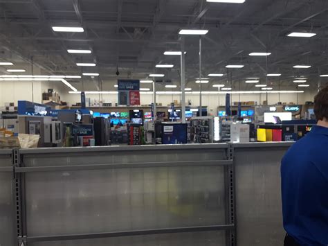 BEST BUY - 70 Worcester-Providence Turnpike #140, Millbury MA - Hours ...