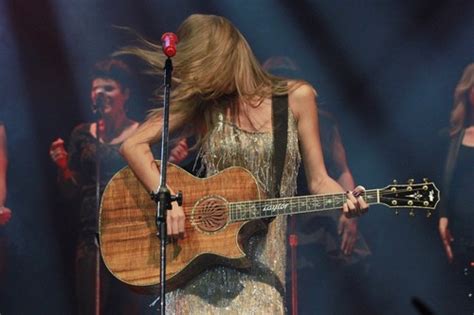 Taylor Swift in Brazil! - Taylor Swift Photo (32178812) - Fanpop