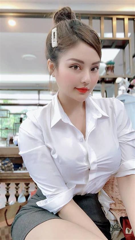 Sau N M Tr M Anh V C C Hot Girl World Cup Thay I Ch Ng M T