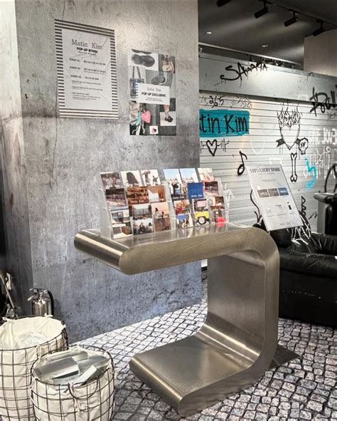 Local Brand T O Ra Chi C V C A Nh Ng Hot Girl C G Khi N Gi I Tr X H N M I M U I