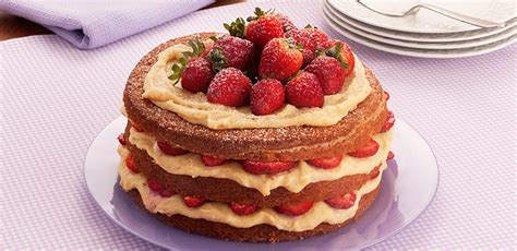 Naked cake da vovó Vovó Palmirinha