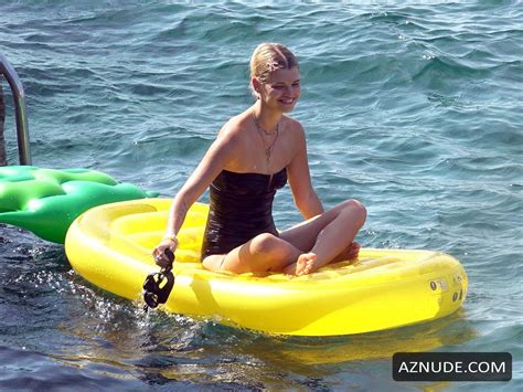 PIXIE GELDOF Nude AZNude