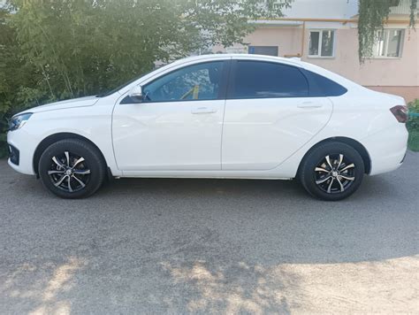 Колеса Веста Кросс R17 — Lada Vesta (NG), 1,6 л, 2023 года | колёсные ...