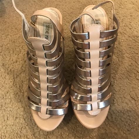 Steve Madden Nude And Gold Chunky Heels Gem