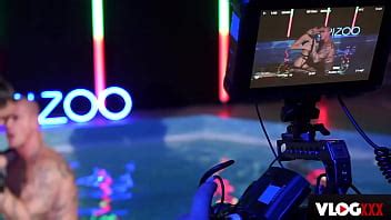 Zuzu Sweet Es Una Puta Juguetona En El Set Xvideos