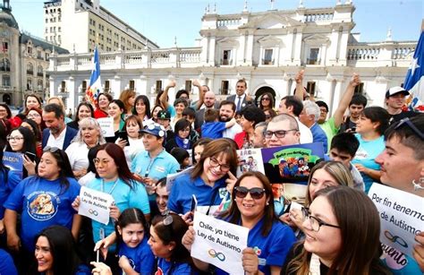 Presidente Boric Promulga La Ley Que Promueve La Inclusi N De Personas