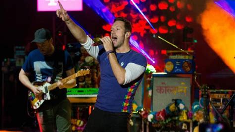 Foto Coldplay EXO Dan Musisi Top Sedunia Ikut Konser Global Goal Live