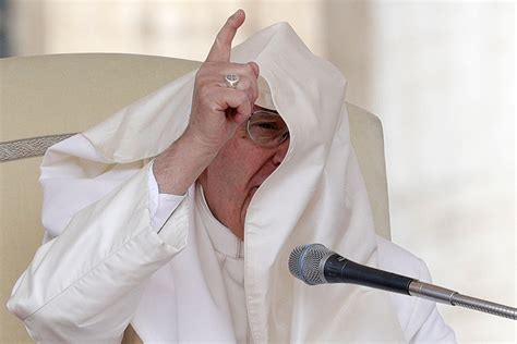 En El Vaticano Se Trabaja Para Frenar Apertura A Homosexuales Y Divorciados Sacerdote Gay Proceso