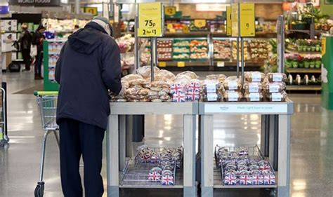 Are They Crazy Hot Cross Buns And Easter Eggs Already On Supermarket Shelves Uk News