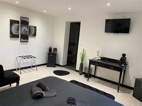 La Villa Rouge Gay Men et naturiste à Sainte Maxime