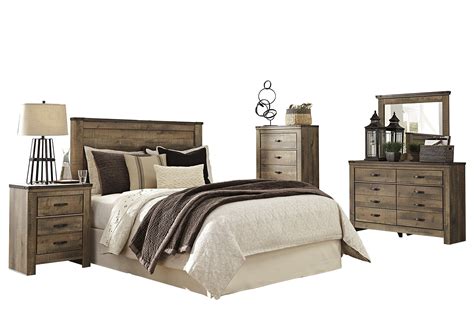 Trinell 5 Pc Bedroom Set Queen Panel Headboard 1 Nightstand Dresser