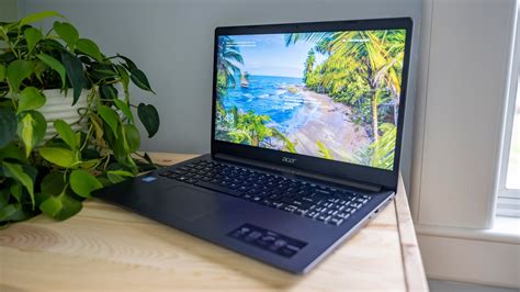 Acer's Aspire 1 is pleasing to the eye and wallet - CNET