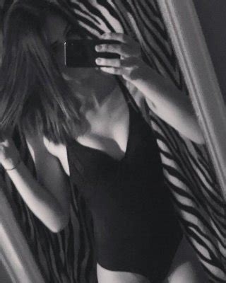 Influencer Porn Pics XXX Photos Sex Images App Page PICTOA