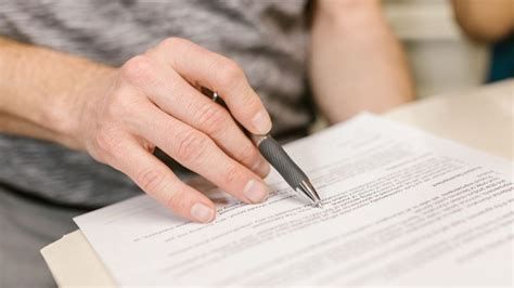 how to clear a bench warrant without going to jail