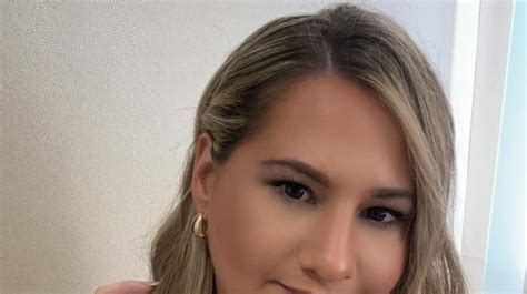 What is Gypsy Rose Net Worth? Her Earning Sources 2024 - All About Peoples