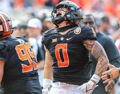 Oklahoma State All Big 12 Linebacker Mason Cobb To Transfer College Football And Basketball