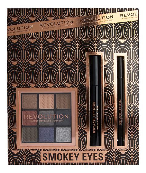 Makeup Revolution набор smokey eyes палитра теней для век черный