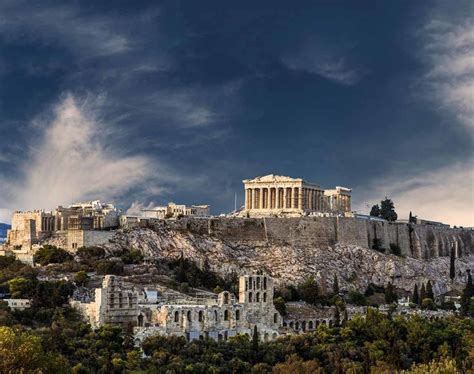 26 Famous Greek Landmarks You Need To Visit In 2025
