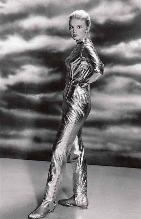 Pin on Marta Kristen ----RAH | Lost in space, Science fiction, Space tv