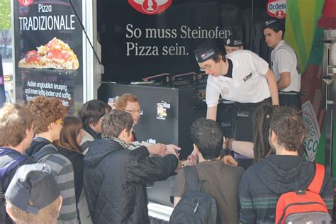 Dr. Oetker Pizza Tradizionale | Plus Promotion Sales