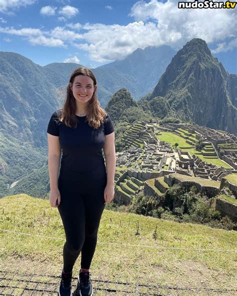 Sarah Z Heirrogant Marysuewriter Sarahz Nude Onlyfans Photo Nudostar Tv