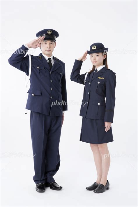 敬礼をする警察官 写真素材 [ 6786554 ] - フォトライブラリー photolibrary
