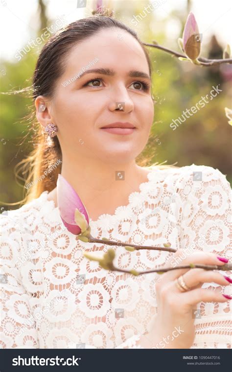 Closeup Portrait Tender Brunette Model Nude Stock Photo 1090447016 Shutterstock