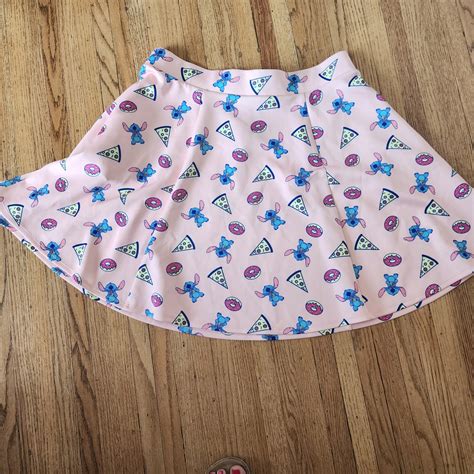 Hot Topic X Disney Lilo Stitch Pink Pizza Skater Sk Gem