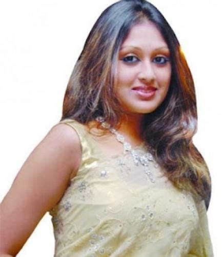 Kusum Sikdar Hot Actress Kusum Sikdar Hot Celebrity Kusum Sikdar Pics