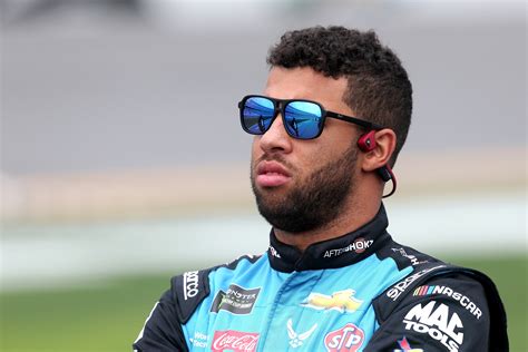 bubba wallace  standing proud  fbi     crime