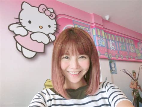 Hot girl Singapore bị chỉ trích vì ham phẫu thuật thẩm mỹ