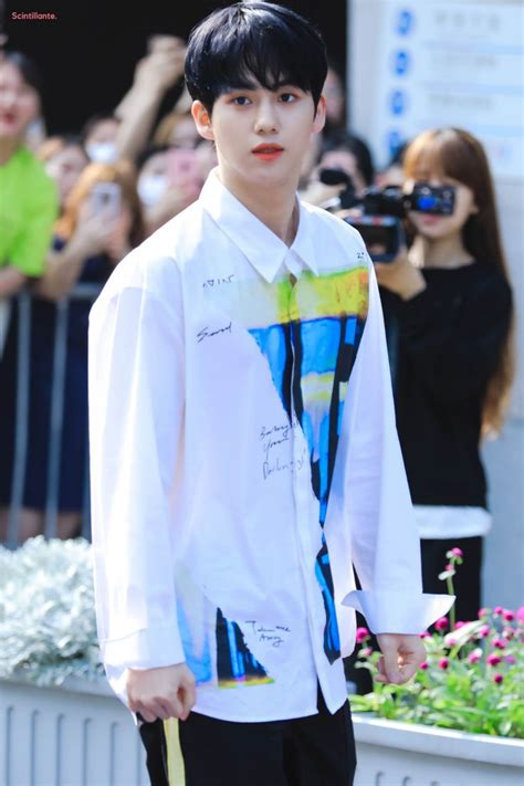 Hwang Yunseong - Woollim Rookies - Produce X 101