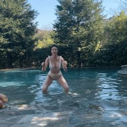 INSTA VID K2S RG Whitney Cummings Wet Bikini 9 8 2020 Phun Org Forum