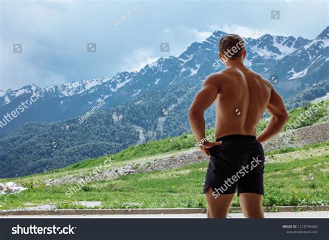 Backside Tall Muscular Caucasian Bodybuilder Naked Stock Photo Shutterstock
