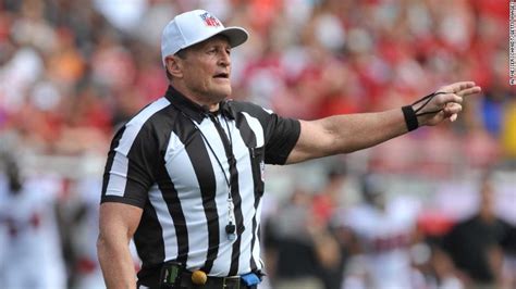 Ed Hochuli Longtime Nfl Ref Retires As Son Shawn Is Promoted Cnn