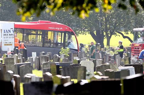 Bus Crashes Into Saltwell Cemetery In Gateshead Mirror Online