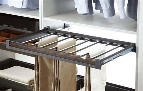 Брючница в шкаф-купе выдвижная Unihopper NAKA со стеклянной лицевой панелью