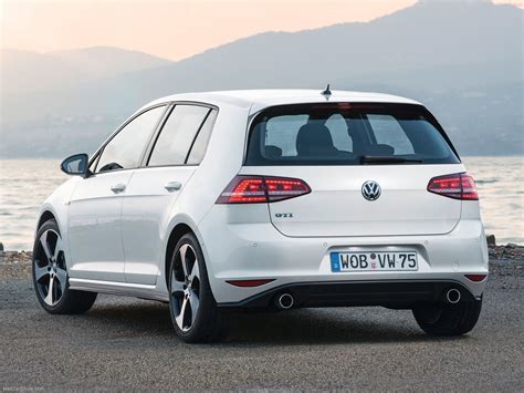 2014 Volkswagen Golf Gti Review Spec Release Date Picture And Price