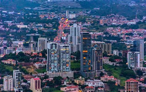 Pin by Josejoseerik on Tegucigalpa Honduras | Seattle skyline, New york ...