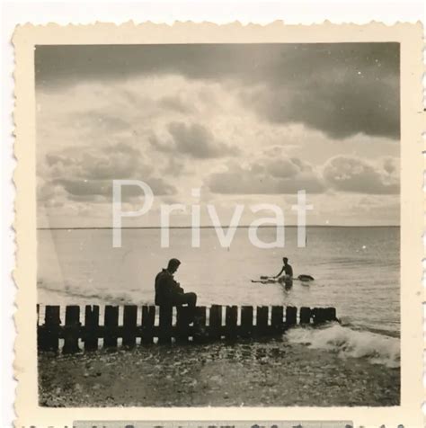 FOTO WK II Wehrmacht Soldaten Freizeit Küste nude nackt J1 46 EUR 34 90 PicClick DE