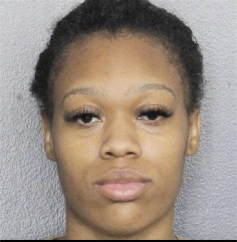 Selling And Being A Runner Didnt Pay Off Pussy Ass Ho R Miraq