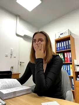 Hii Lolla Naked Stripping On Cam For Live Sex Movie Show NakedAmateurShows