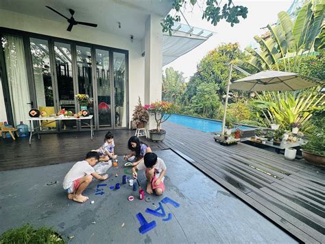 O Di N Tr M T C I Hot Girl K M Tu I Sinh Con V C Ch D Y