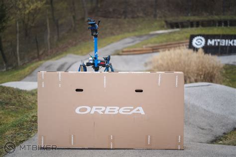 Unboxing Orbea Oiz M Axs Maratonec V Elektrice Mtbiker Magaz N